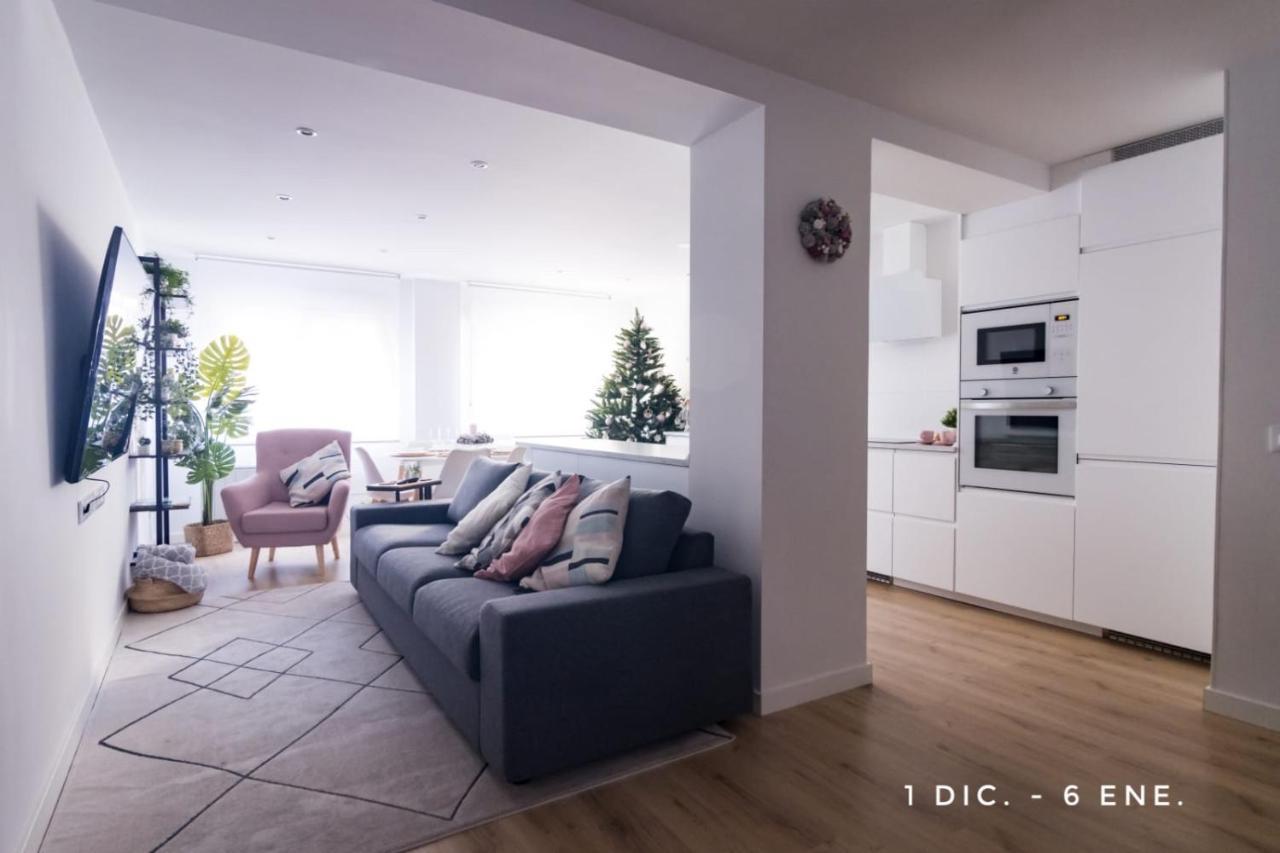 Lujoso Apartamento Entre 2 Playas Con Garaje, Wifi ヒホン エクステリア 写真