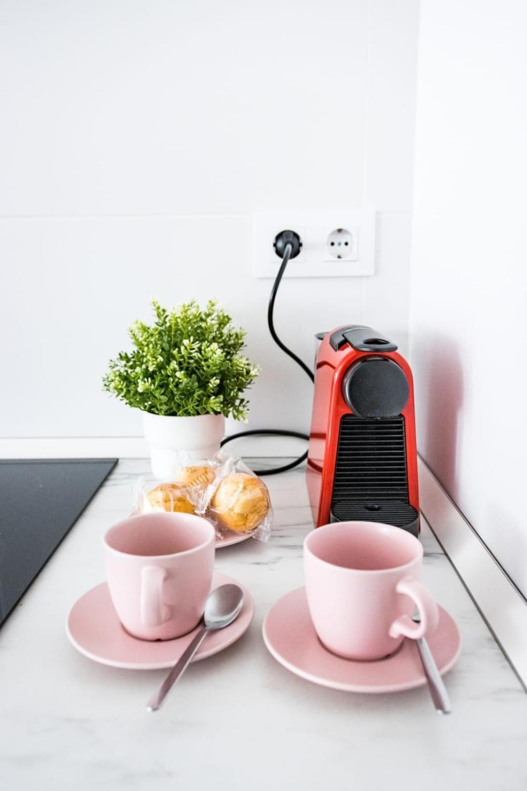 Lujoso Apartamento Entre 2 Playas Con Garaje, Wifi ヒホン エクステリア 写真